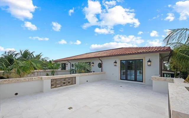 Residence photo 52