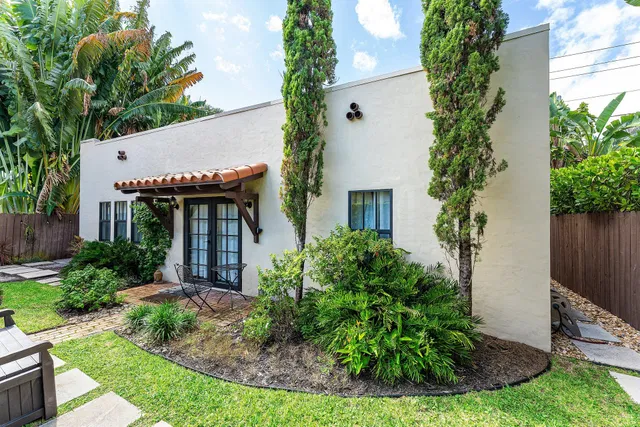 West Palm Beach Residence photo 3