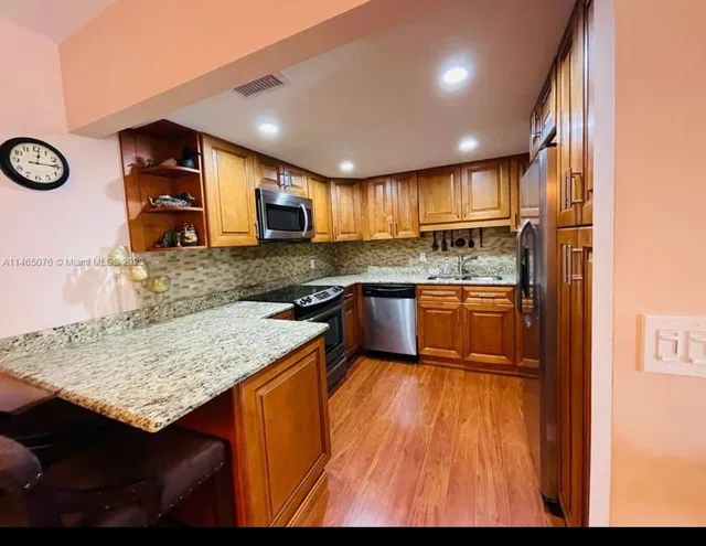 Residence photo 7