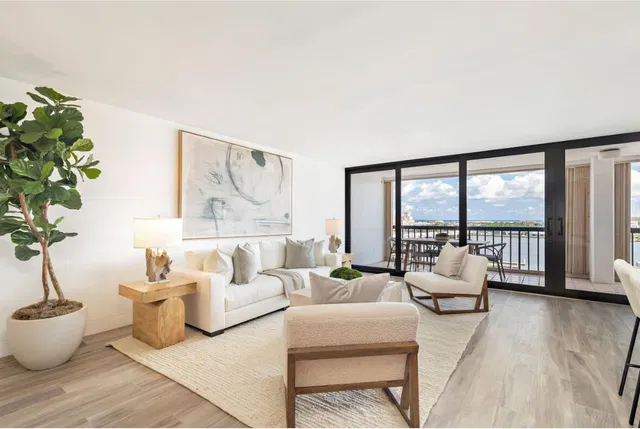 Waterview Towers Unit 1403 photo 4
