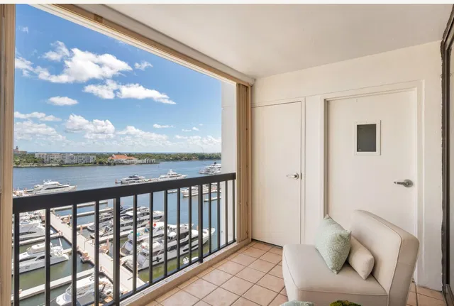 Waterview Towers Unit 1403 photo 17