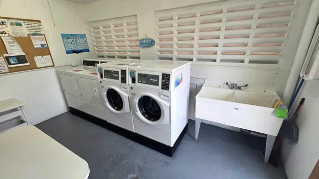  Unit G photo 27