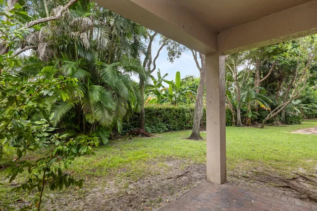 Residence photo 20
