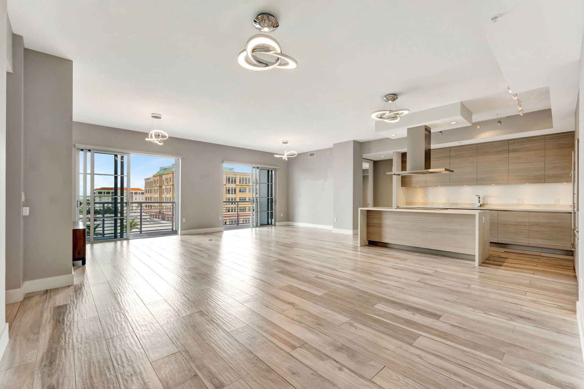 Tower 155 Unit 719 photo 12