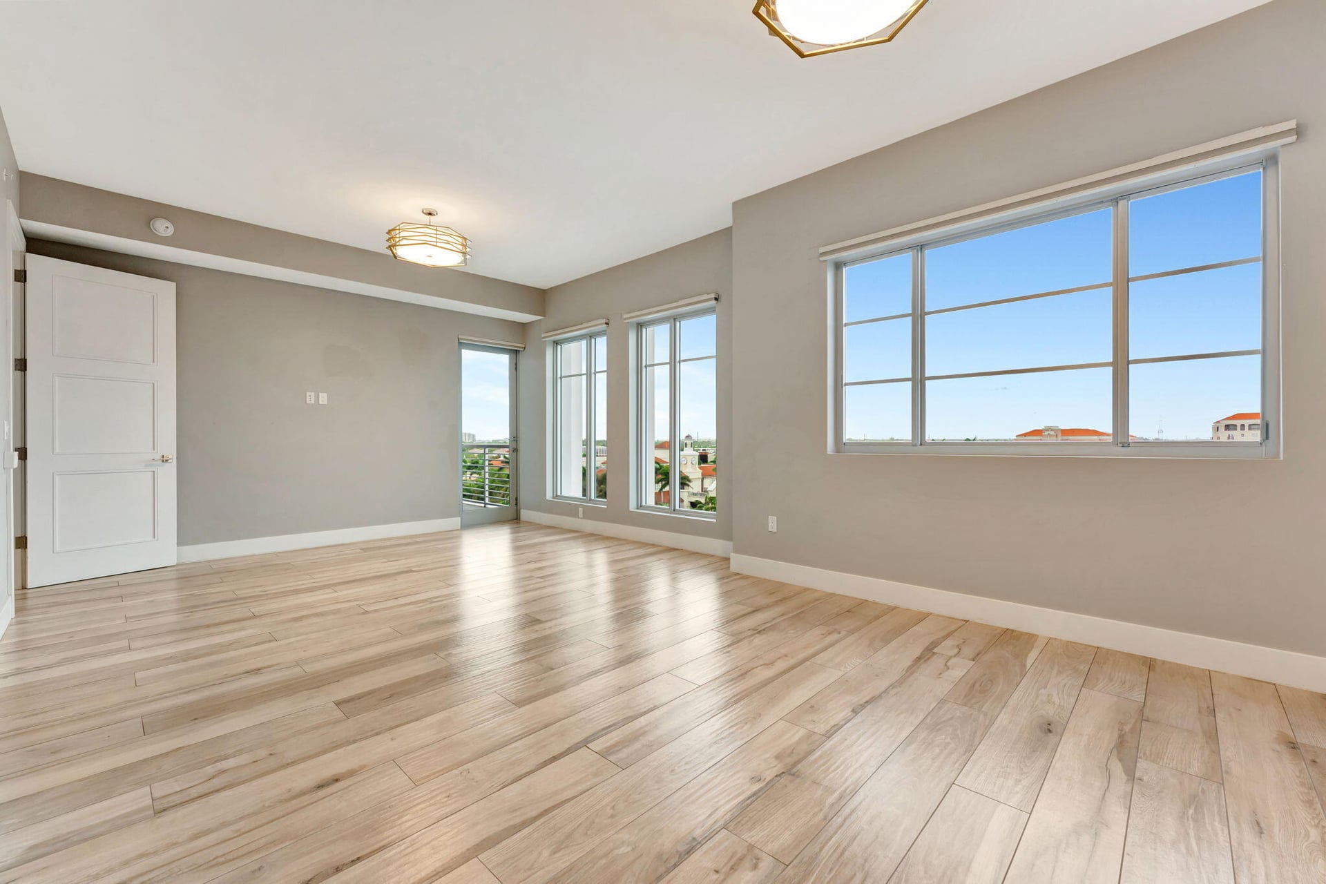Tower 155 Unit 719 photo 25