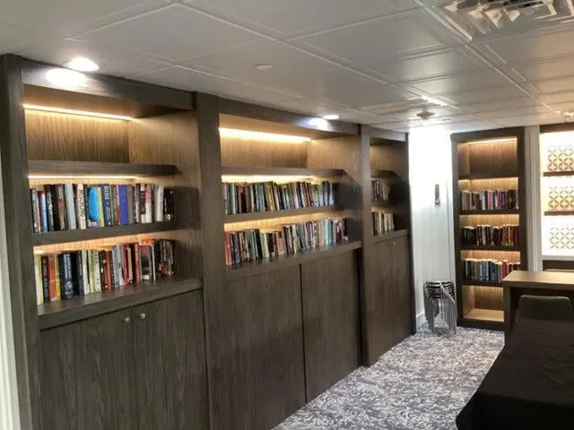 Unit 512 photo 38
