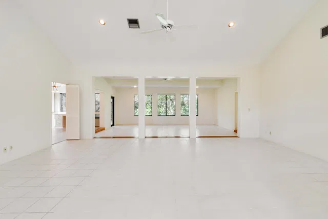 Harbour Ridge Residence photo 9