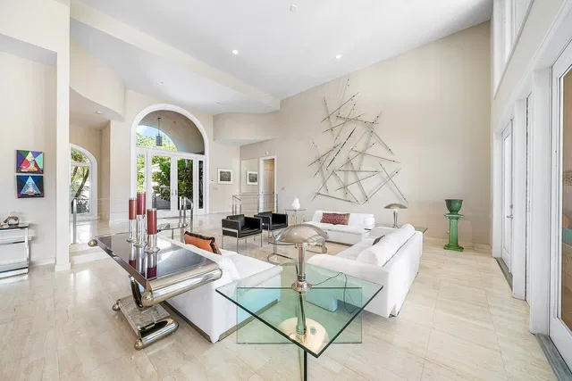 Frenchman's Creek Residence photo 5