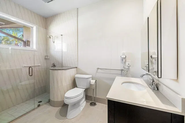 Frenchman's Creek Residence photo 27