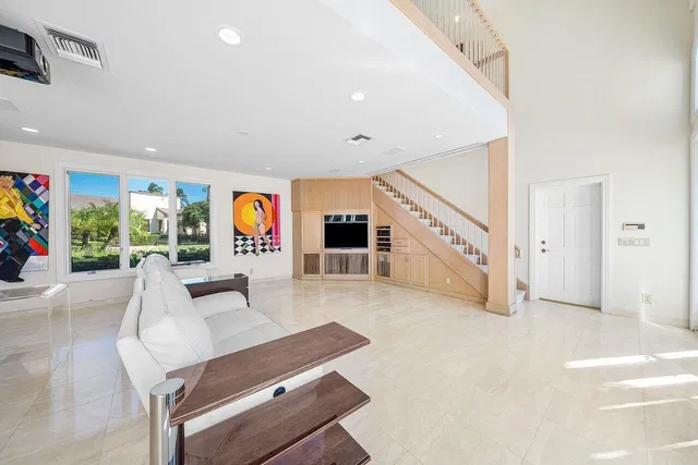 Frenchman's Creek Residence photo 38