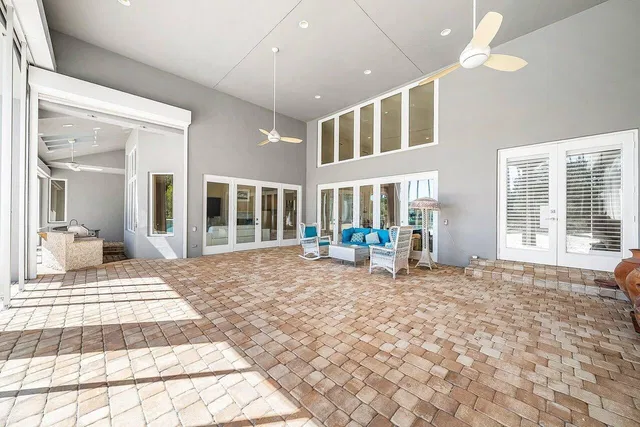 Frenchman's Creek Residence photo 47