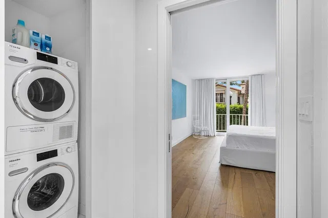 Winthrop House Condos Unit 220 photo 12