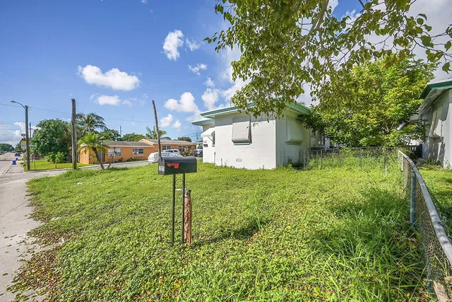 Residence photo 4