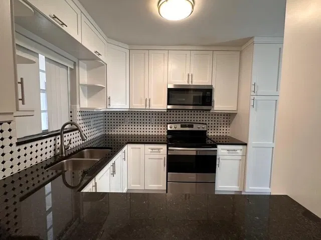Residence photo 9
