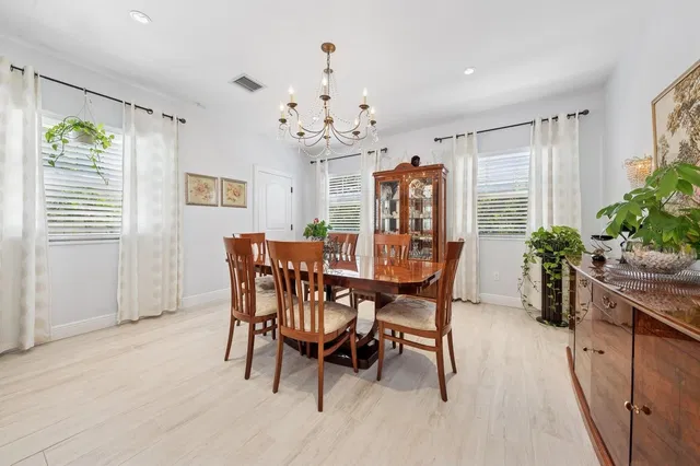 West Palm Beach Residence photo 17