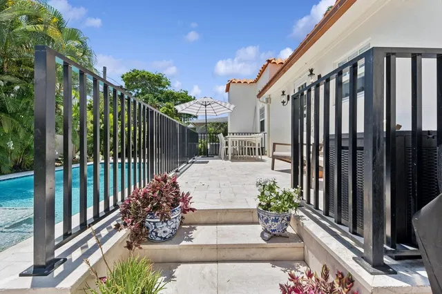 West Palm Beach Residence photo 32