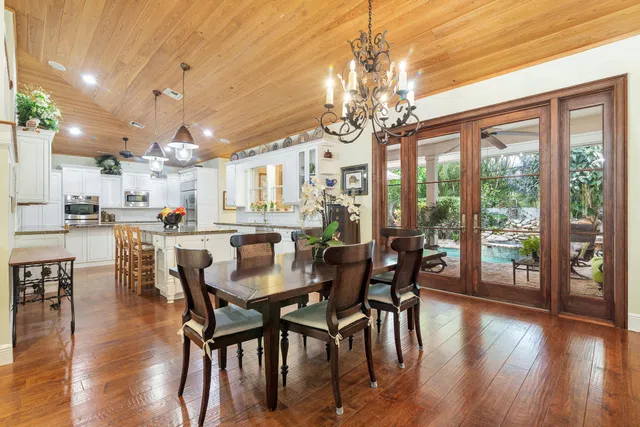 SoSo West Palm Beach Residence photo 9