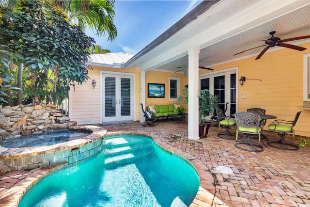SoSo West Palm Beach Residence photo 20