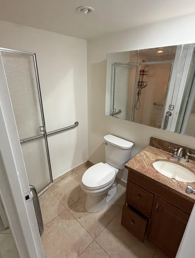 Residence photo 12