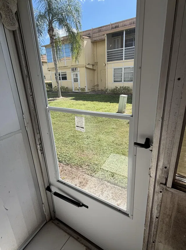 Residence photo 14