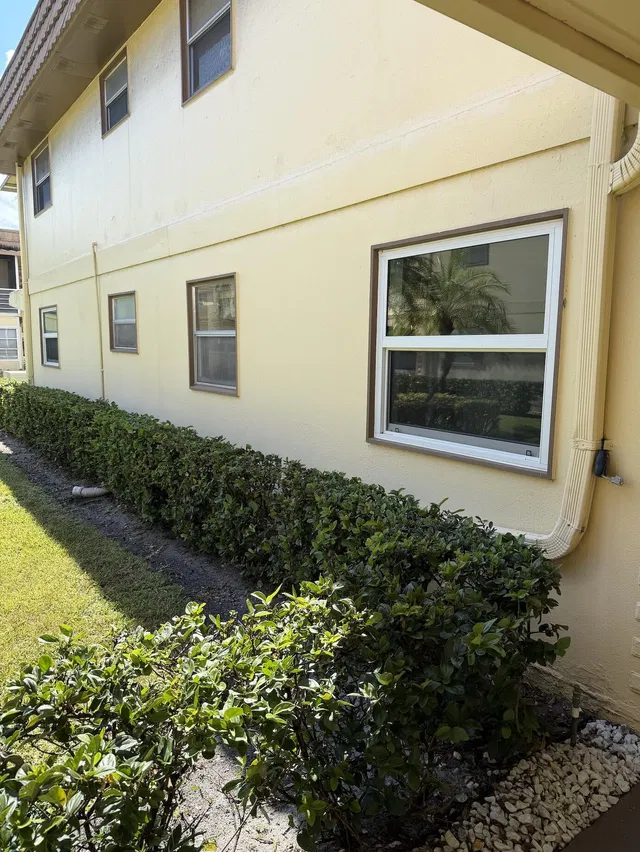 Residence photo 17