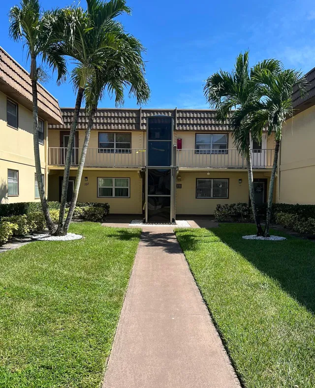 Residence photo 20
