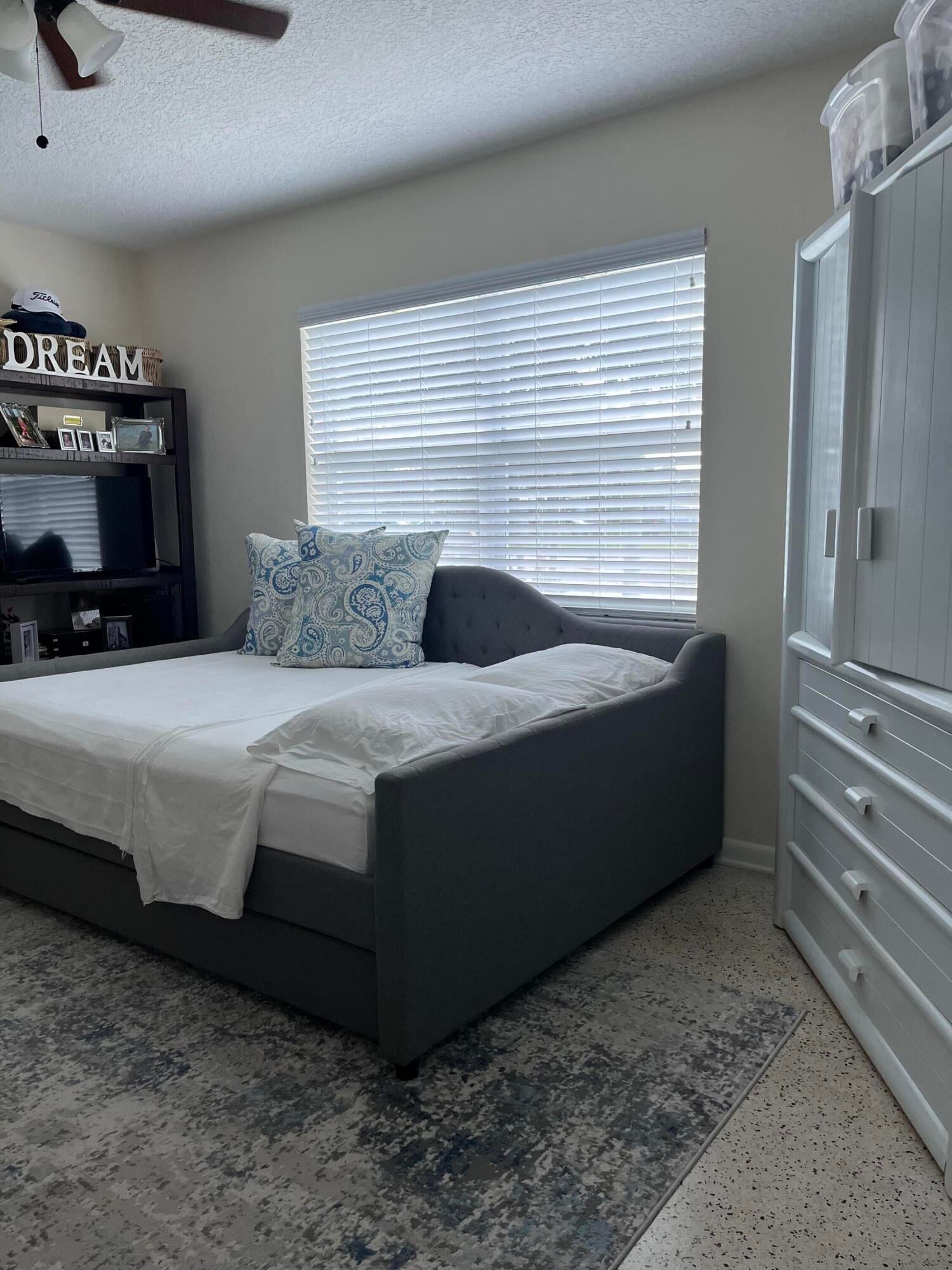 Residence photo 9