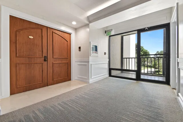 Jonathan's Landing Jupiter FL Unit 302 photo 13