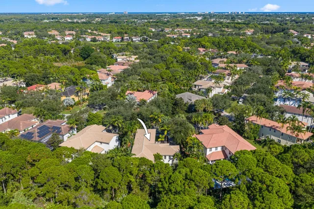 Evergrene Palm Beach Gardens Residence photo 35