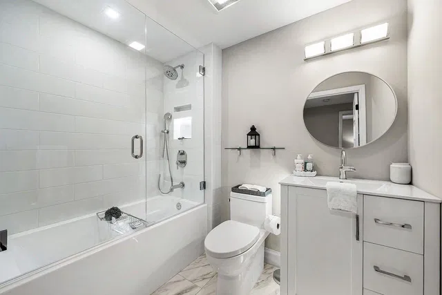 The Strand Unit 1115 photo 20
