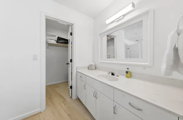 Residence photo 19