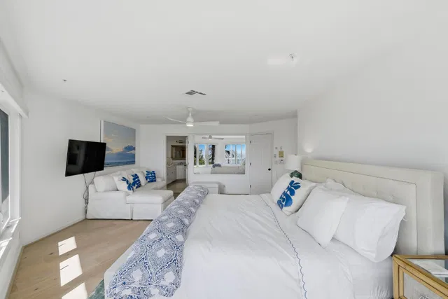 Residence photo 22