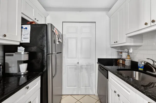  Unit 207 photo 15