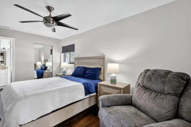  Unit 207 photo 18