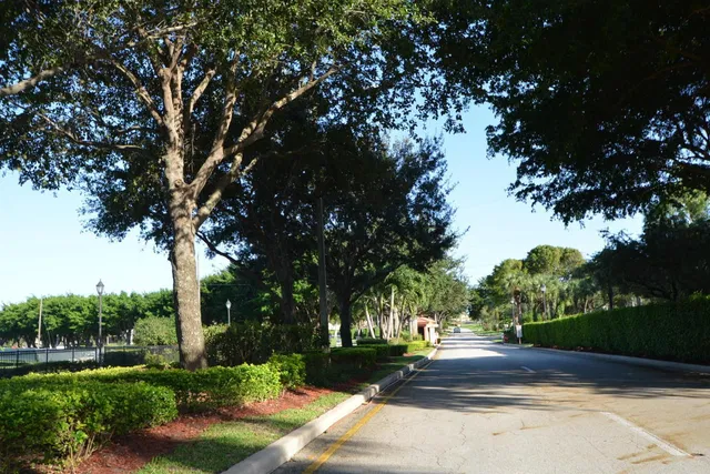  Unit 207 photo 31