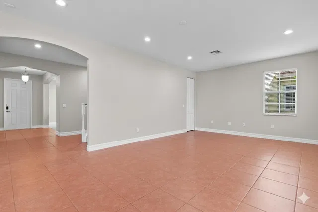 Canterbury Place Residence photo 23