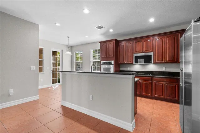 Canterbury Place Residence photo 26