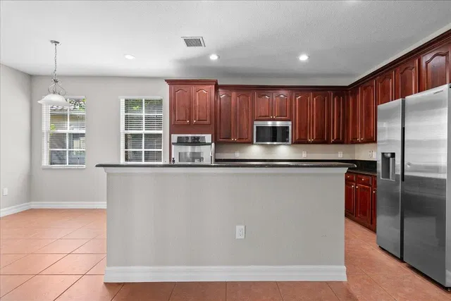 Canterbury Place Residence photo 30