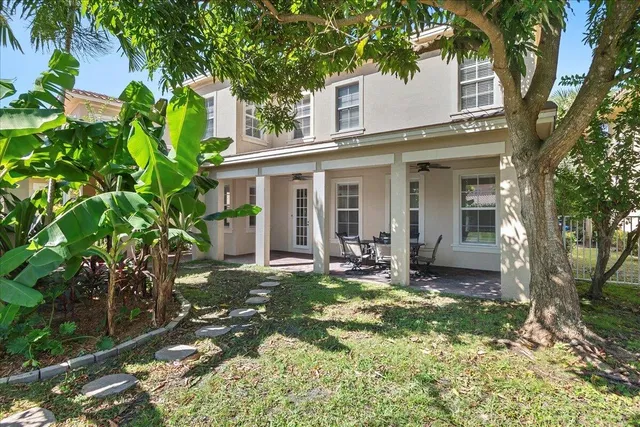 Canterbury Place Residence photo 39