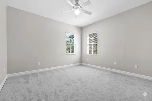Canterbury Place Residence photo 48