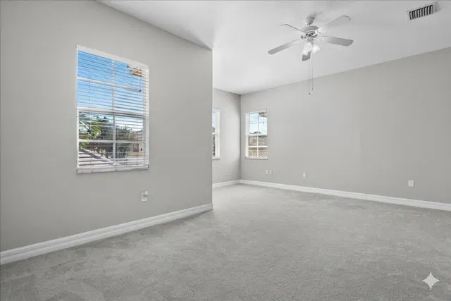 Canterbury Place Residence photo 49