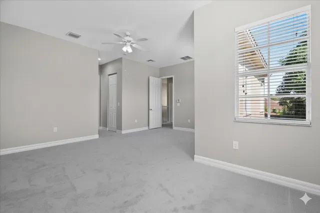 Canterbury Place Residence photo 51