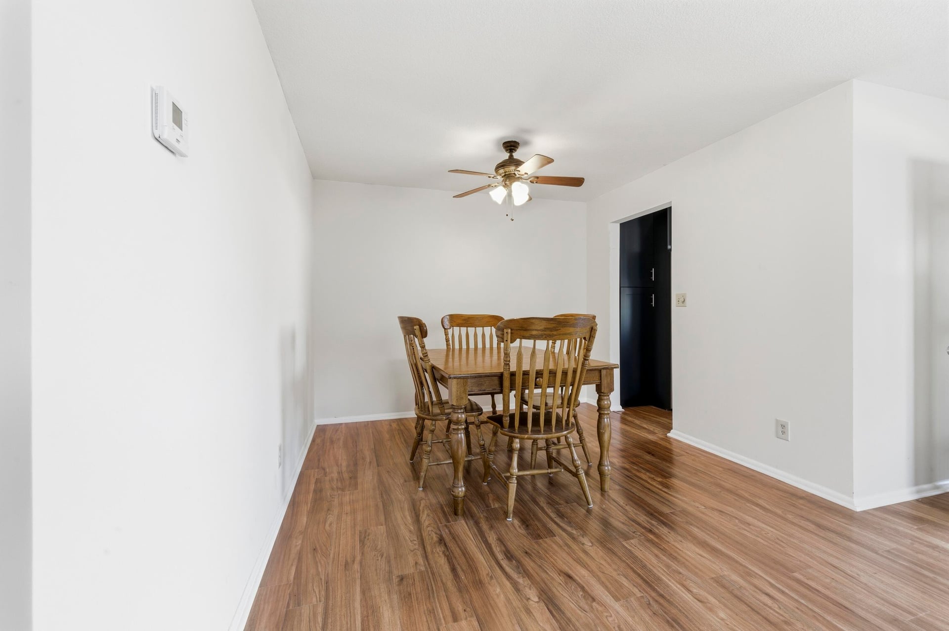  Unit 415 photo 9
