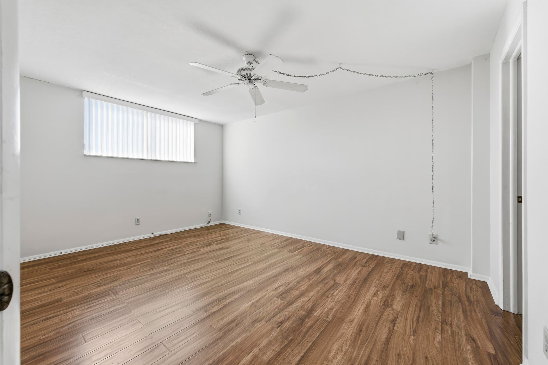  Unit 415 photo 15