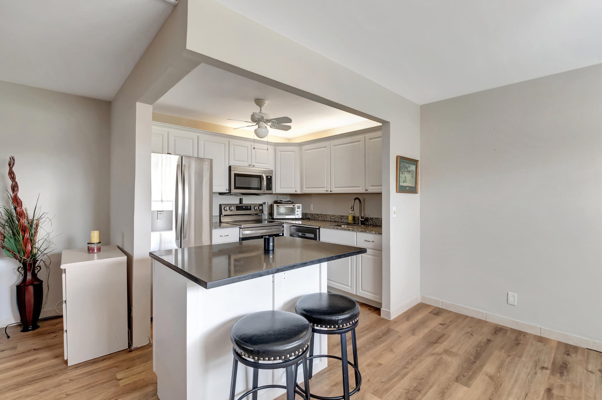  Unit 195 photo 8