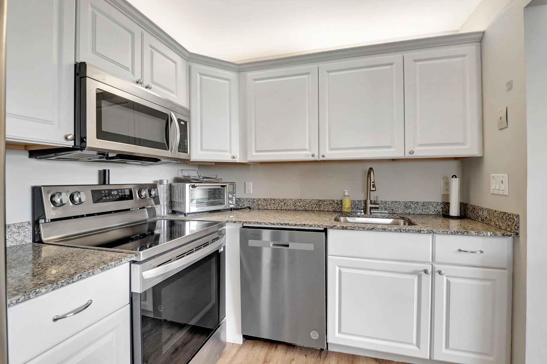  Unit 195 photo 11