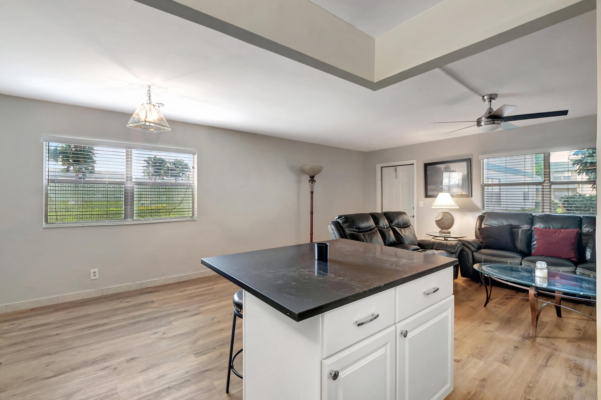  Unit 195 photo 12