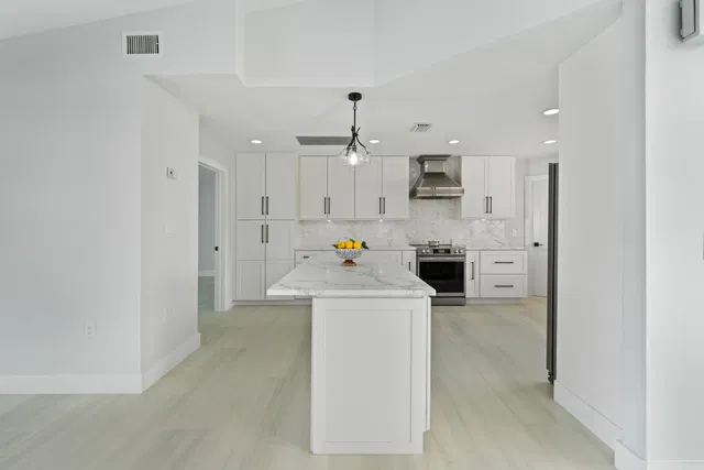 Residence photo 10
