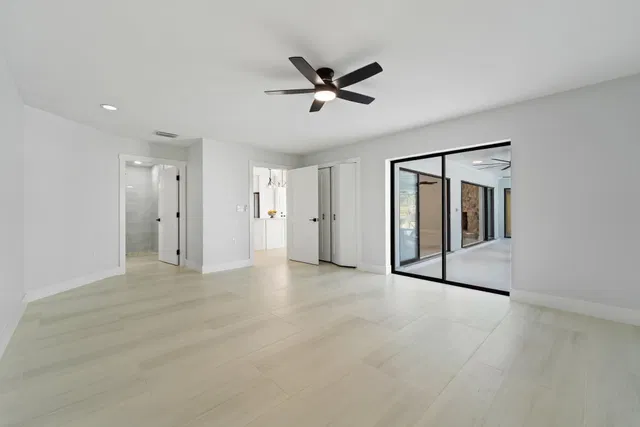 Residence photo 14