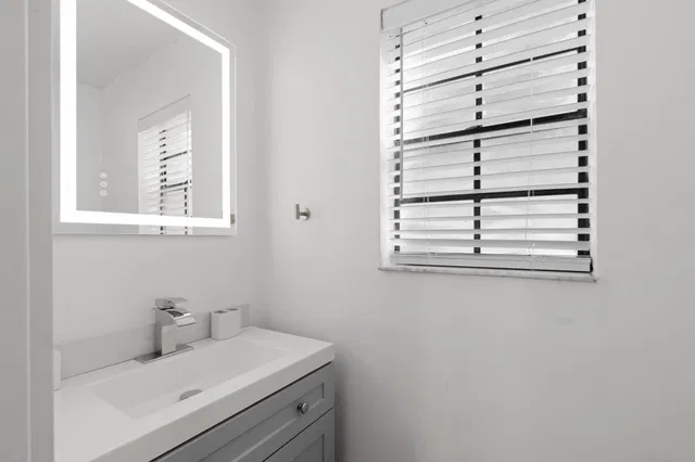 Residence photo 26